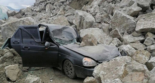 Последствия камнепада в Дагестане. Кадр видео https://smotrim.ru/audio/2636205